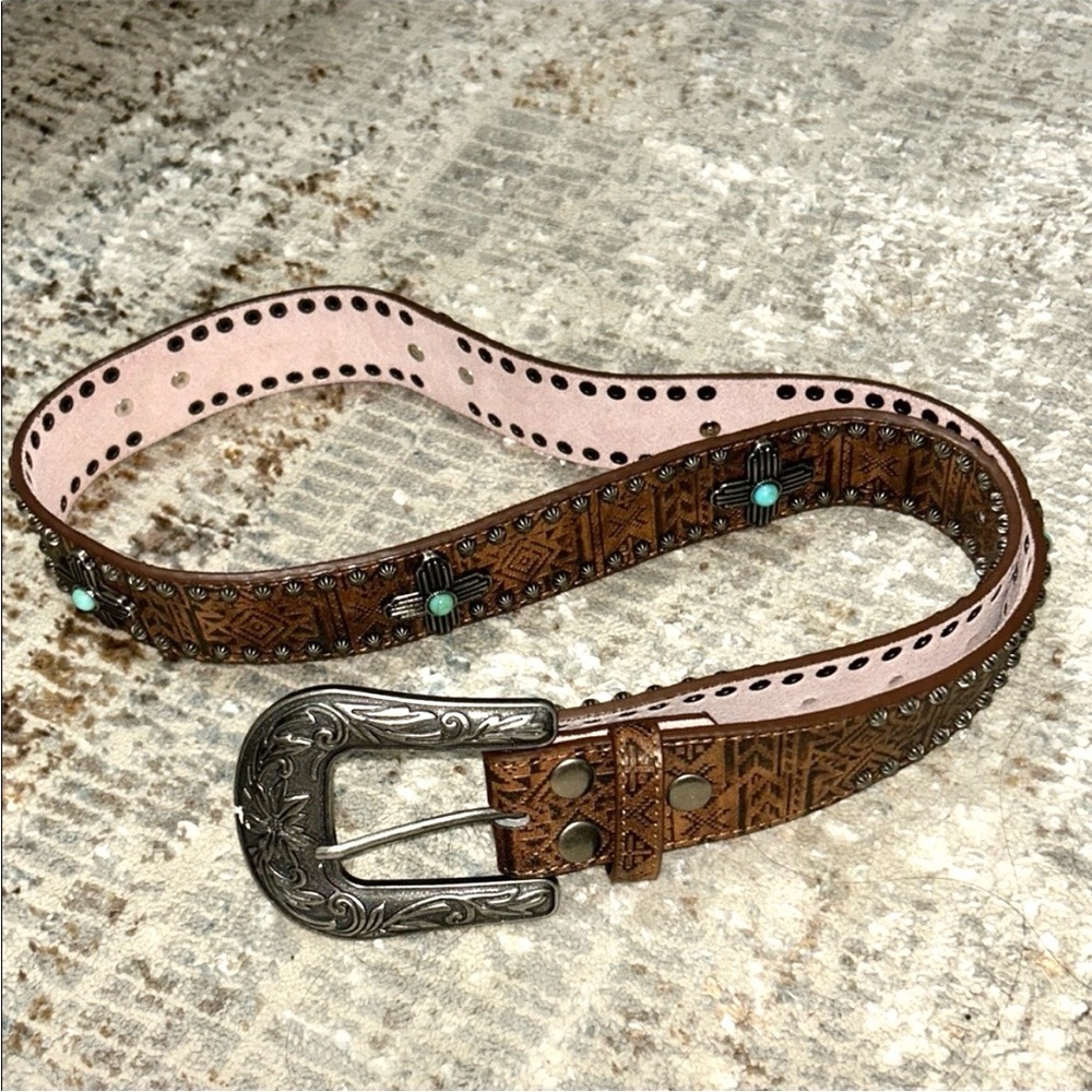 Genuine leather country western belt with tags